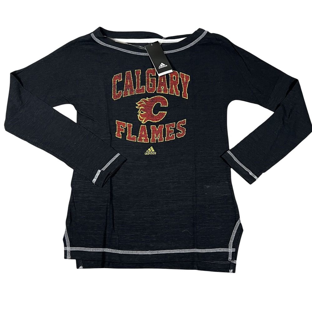 Adidas Calgary Flames NHL Womens Small Black Long Sleeve Graphic T-Shirt NWT